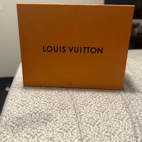 Louis Vuitton Green Sneakers - Picture 9 of 11